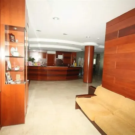 哈罗玛酒店 2* 卡里拉